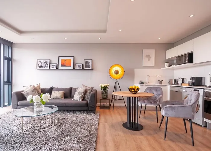 Greenpoint Designer Apartment Near Stadium & Waterfront
