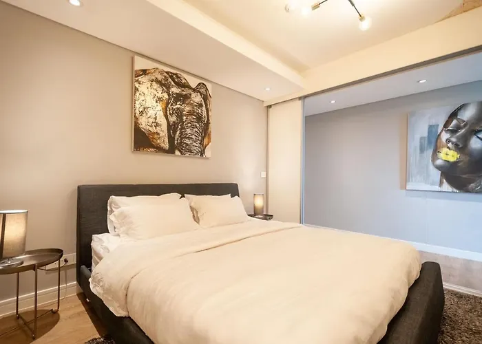 Greenpoint Designer Apartment Near Stadium & Waterfront