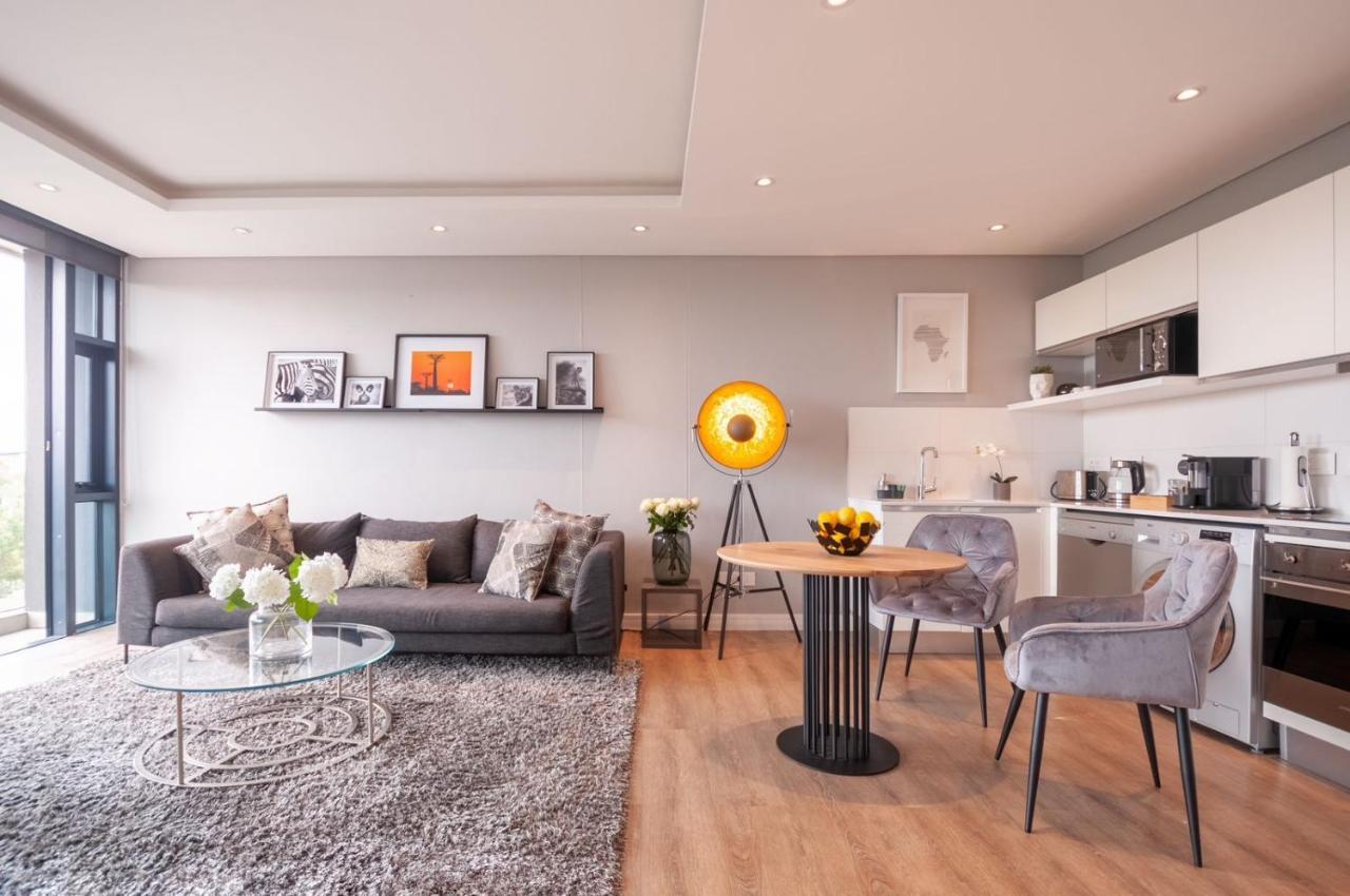 Greenpoint Designer Near Stadium & Waterfront
