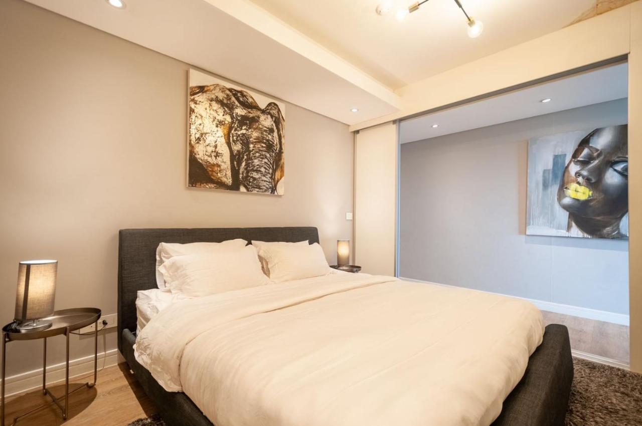Greenpoint Designer Near Stadium & Waterfront Apartment *