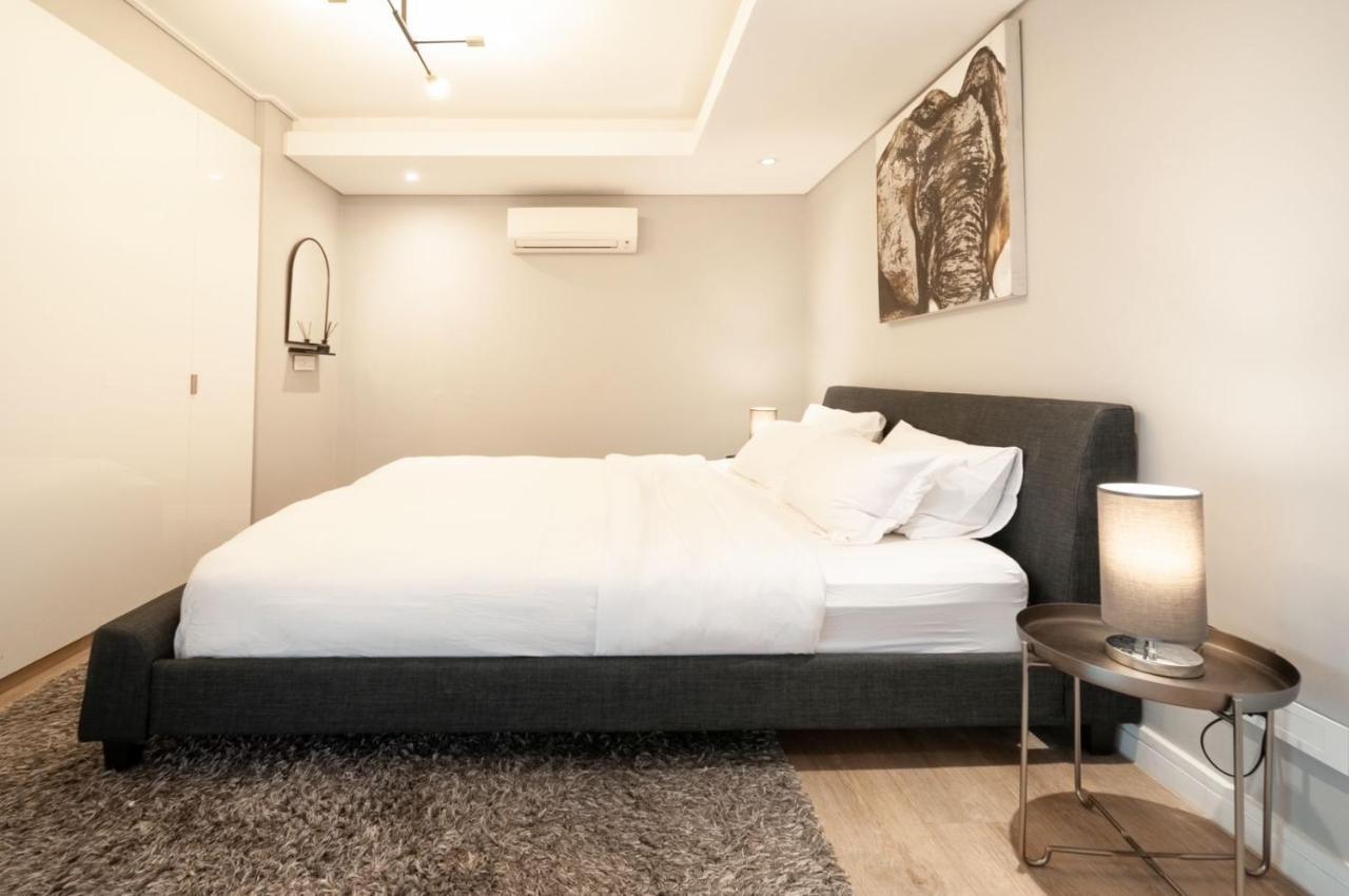 Greenpoint Designer Near Stadium & Waterfront Apartment Cape Town